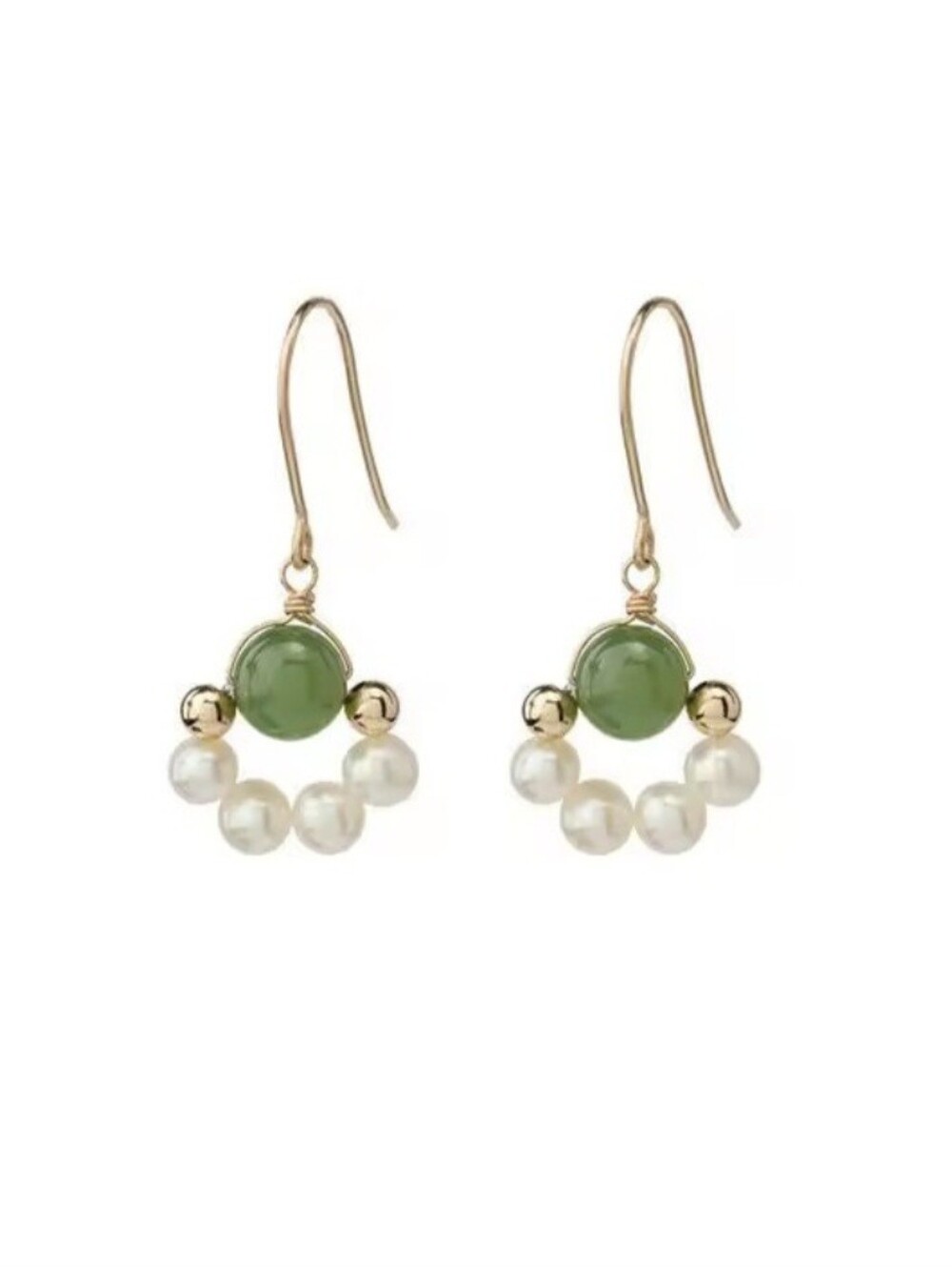 🎉🎉NEW🎉🎉 GOEGEOUS!! 14kt Gold FilledJADE AND FRESHWATER Pearl Dangle Earrings